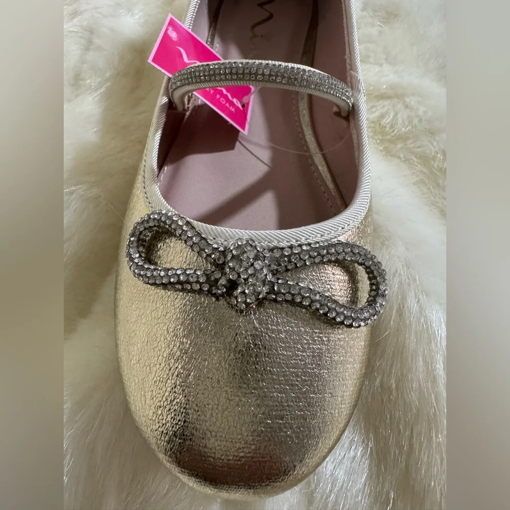 Nina Gold Kids Dress Shoes with Bow NWT